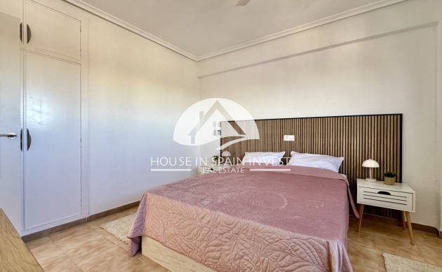 Resale - Apartment  - Orihuela Costa - Punta Prima  