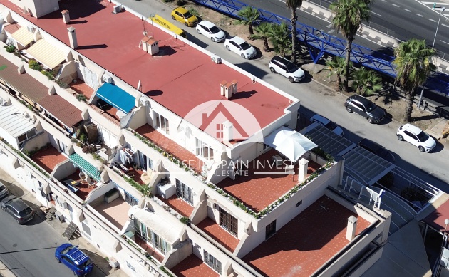 Resale - Apartment  - Orihuela Costa - Punta Prima  