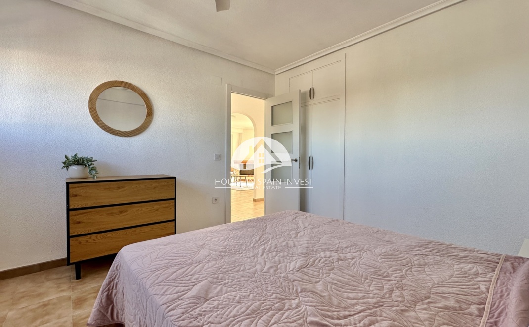 Resale - Apartment  - Orihuela Costa - Punta Prima  