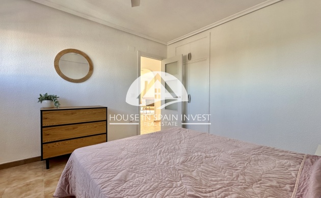 Resale - Apartment  - Orihuela Costa - Punta Prima  