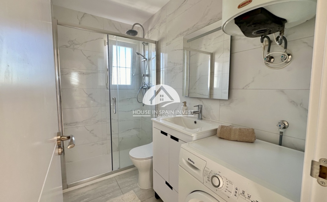 Resale - Apartment  - Orihuela Costa - Punta Prima  