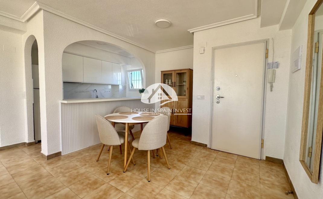 Resale - Apartment  - Orihuela Costa - Punta Prima  