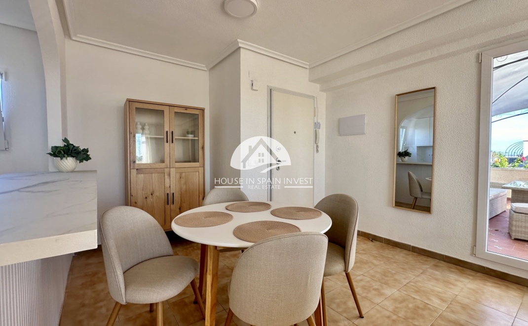 Resale - Apartment  - Orihuela Costa - Punta Prima  