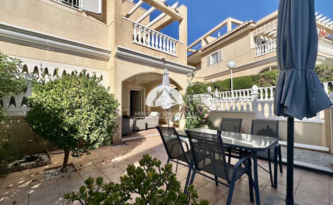 Resale - Apartment  - Orihuela Costa - Playa Flamenca