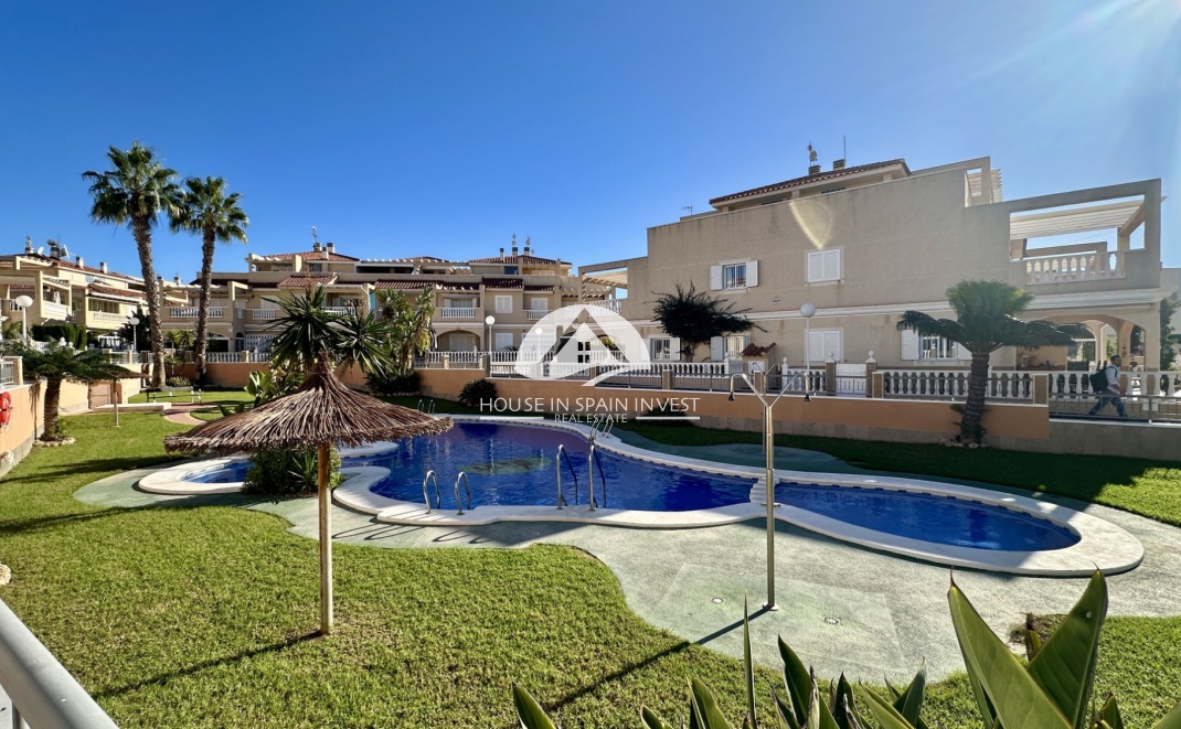 Resale - Apartment  - Orihuela Costa - Playa Flamenca