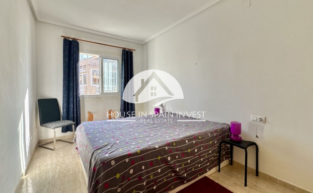 Resale - Apartment  - Orihuela Costa - Playa Flamenca