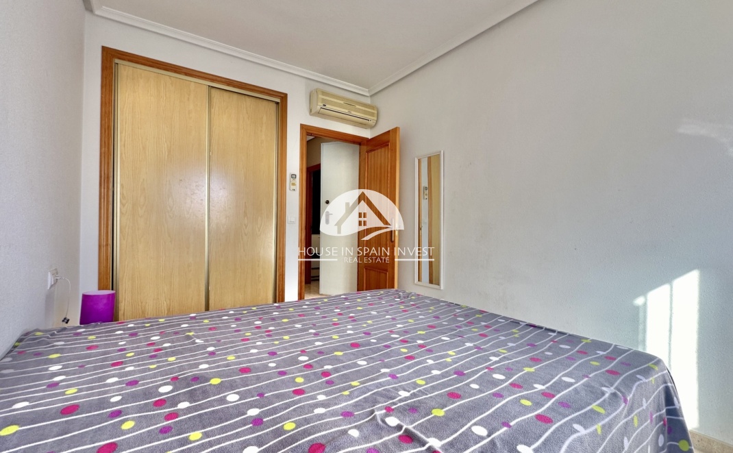 Resale - Apartment  - Orihuela Costa - Playa Flamenca