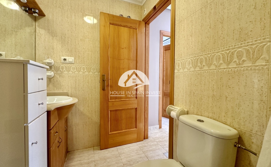 Resale - Apartment  - Orihuela Costa - Playa Flamenca