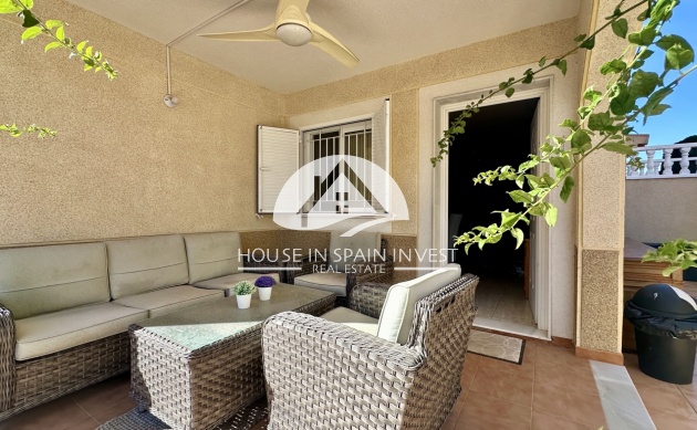 Resale - Apartment  - Orihuela Costa - Playa Flamenca