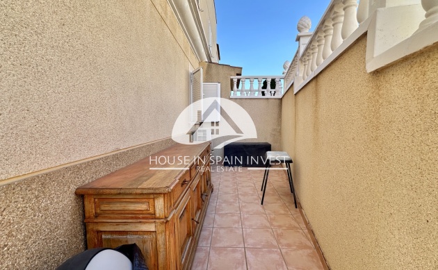 Resale - Apartment  - Orihuela Costa - Playa Flamenca