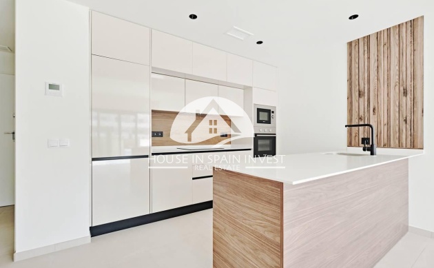 Resale - Apartment  - Torrevieja - La Veleta