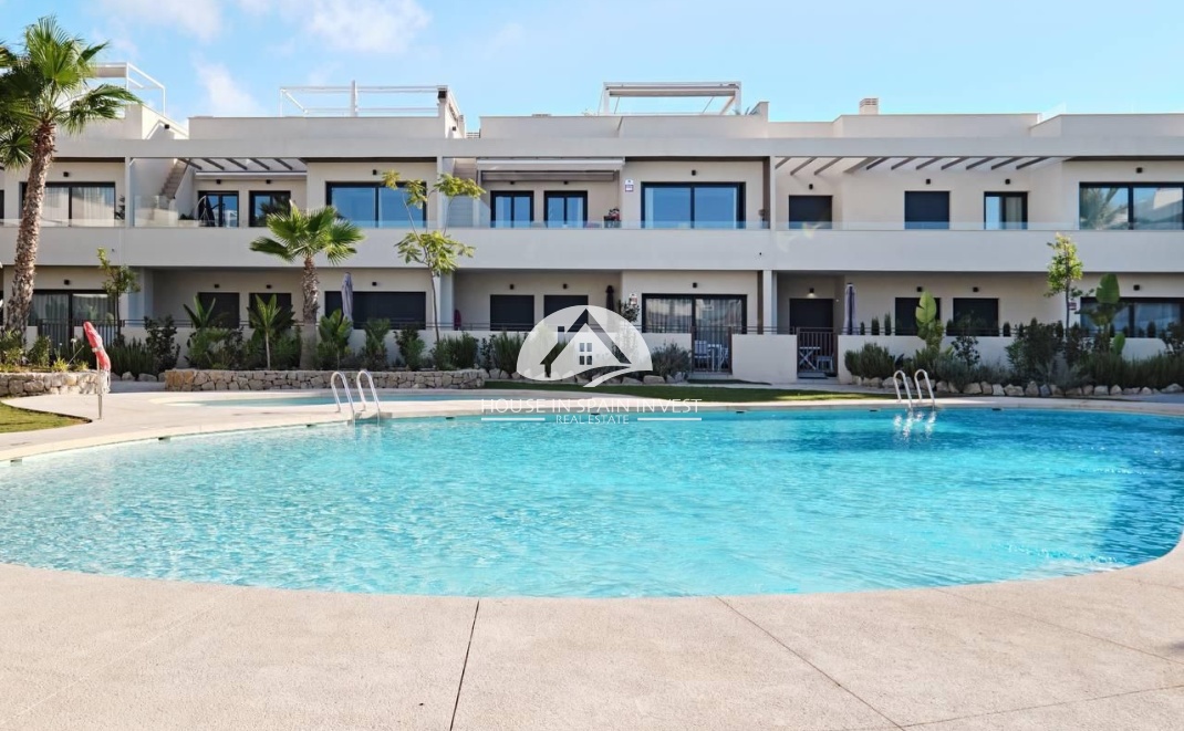 Resale - Apartment  - Torrevieja - La Veleta