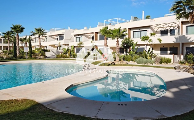 Resale - Apartment  - Torrevieja - La Veleta
