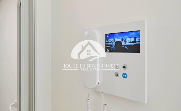 Resale - Apartment  - Torrevieja - La Veleta