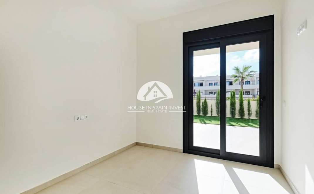 Resale - Apartment  - Torrevieja - La Veleta