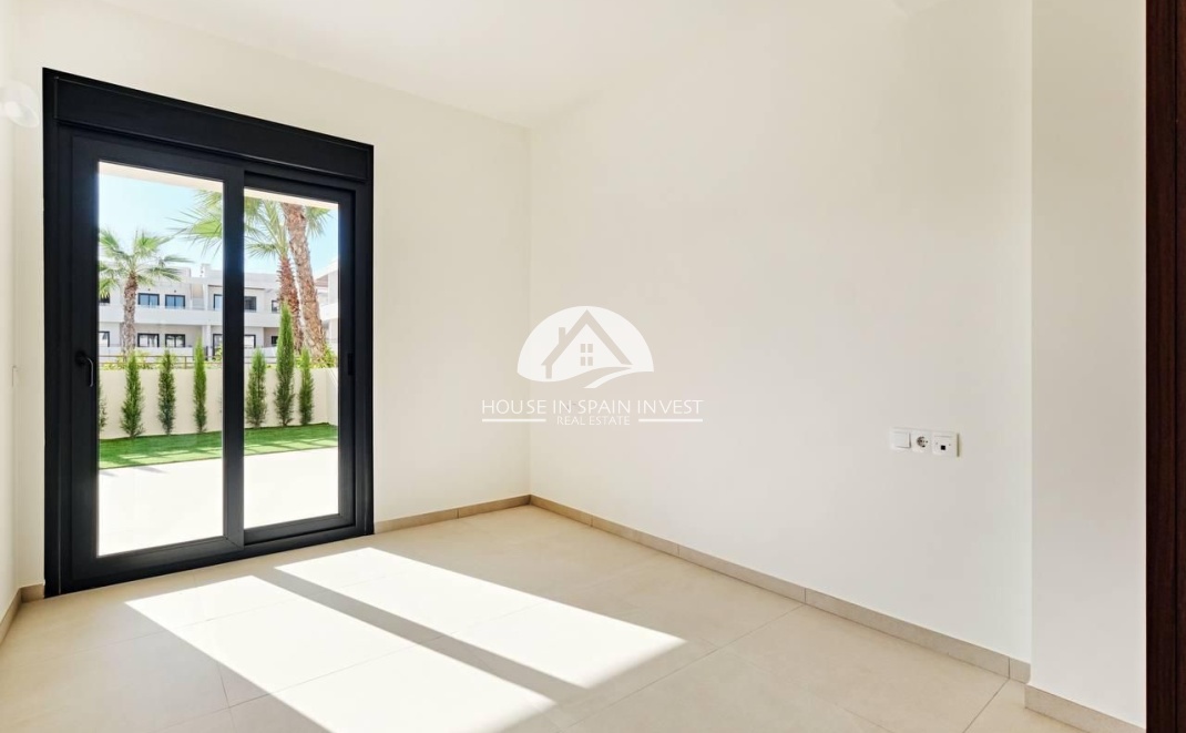Resale - Apartment  - Torrevieja - La Veleta
