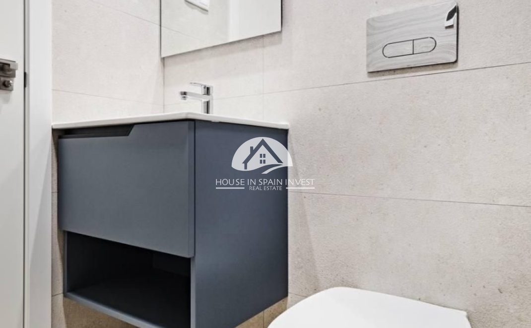 Resale - Apartment  - Torrevieja - La Veleta