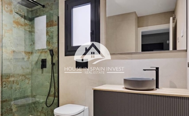 Resale - Apartment  - Torrevieja - La Veleta