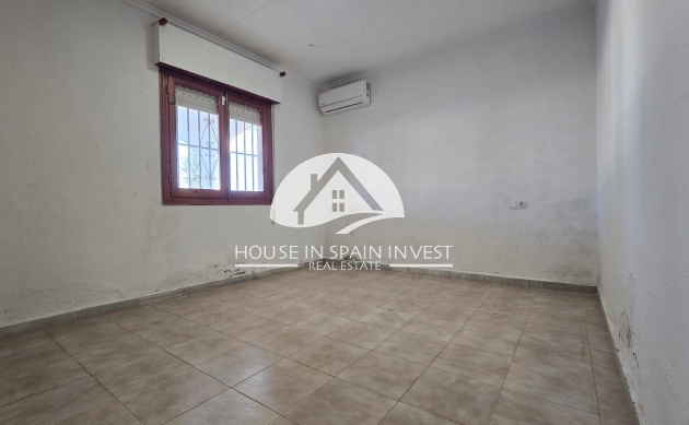 Resale - Villa - Torrevieja - La Siesta - El Chaparral - San Luis