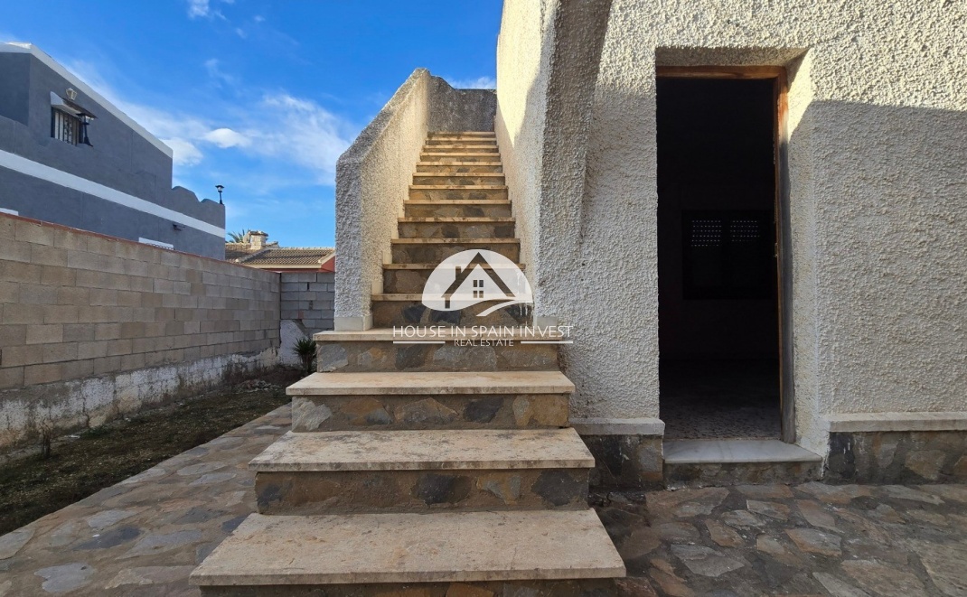 Resale - Villa - Torrevieja - La Siesta - El Chaparral - San Luis