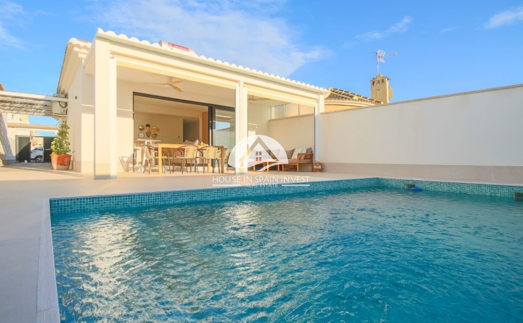 Resale - Villa - Torrevieja - La Siesta - El Chaparral - San Luis