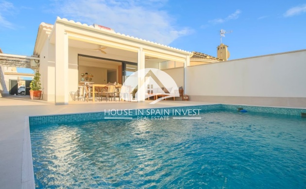 Resale - Villa - Torrevieja - La Siesta - El Chaparral - San Luis