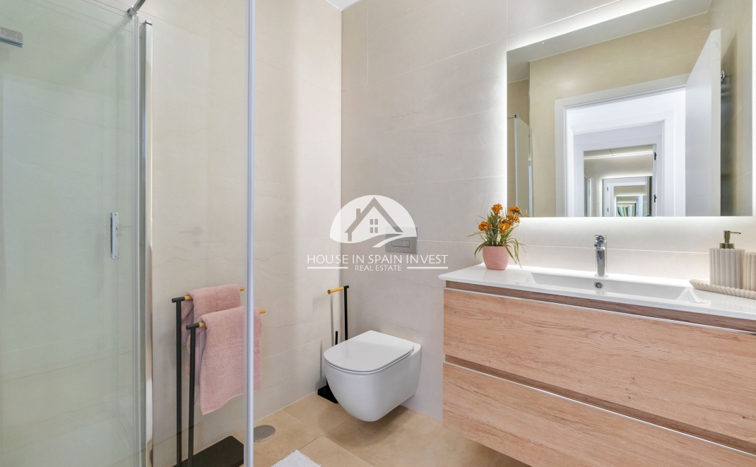 Nieuwbouw   - Gelijkvloerse bungalow - Torrevieja