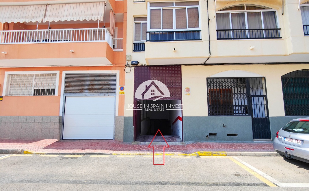 Resale - Garage - Torrevieja - Playa del Cura