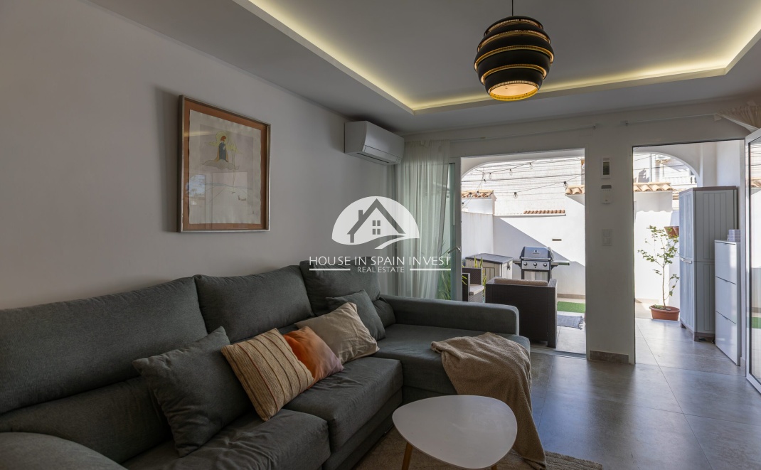 Herverkoop - Rijwoning - Torrevieja - Nueva Torrevieja - Aguas Nuevas
