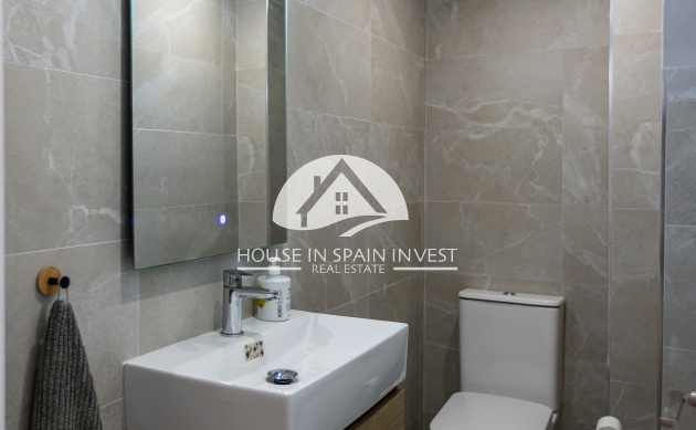 Herverkoop - Rijwoning - Torrevieja - Nueva Torrevieja - Aguas Nuevas