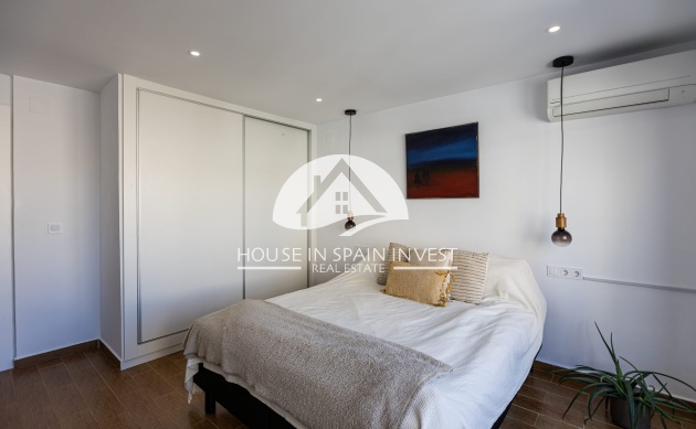 Herverkoop - Rijwoning - Torrevieja - Nueva Torrevieja - Aguas Nuevas