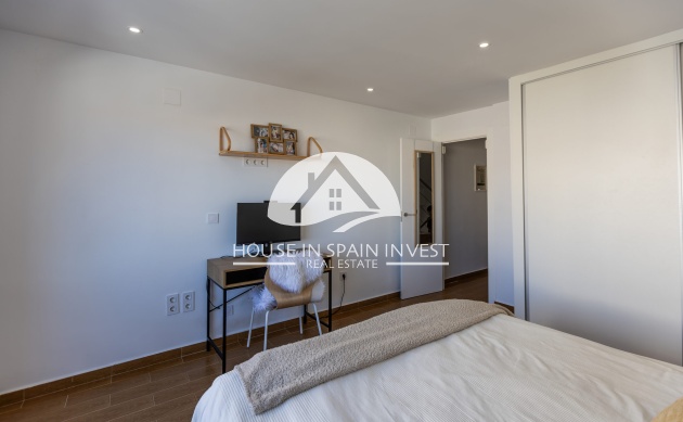 Herverkoop - Rijwoning - Torrevieja - Nueva Torrevieja - Aguas Nuevas