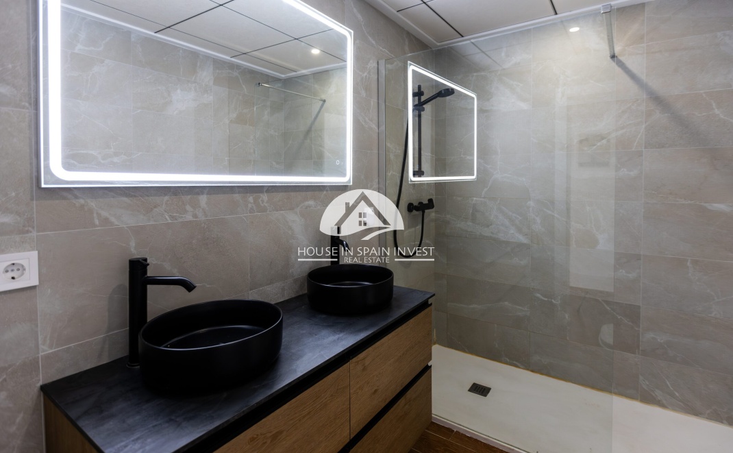 Herverkoop - Rijwoning - Torrevieja - Nueva Torrevieja - Aguas Nuevas