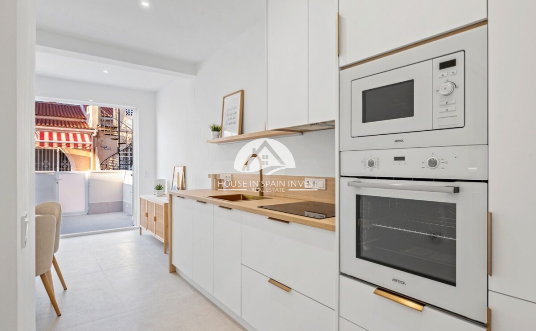 Resale - Townhouse - Torrevieja - La Siesta - El Chaparral - San Luis